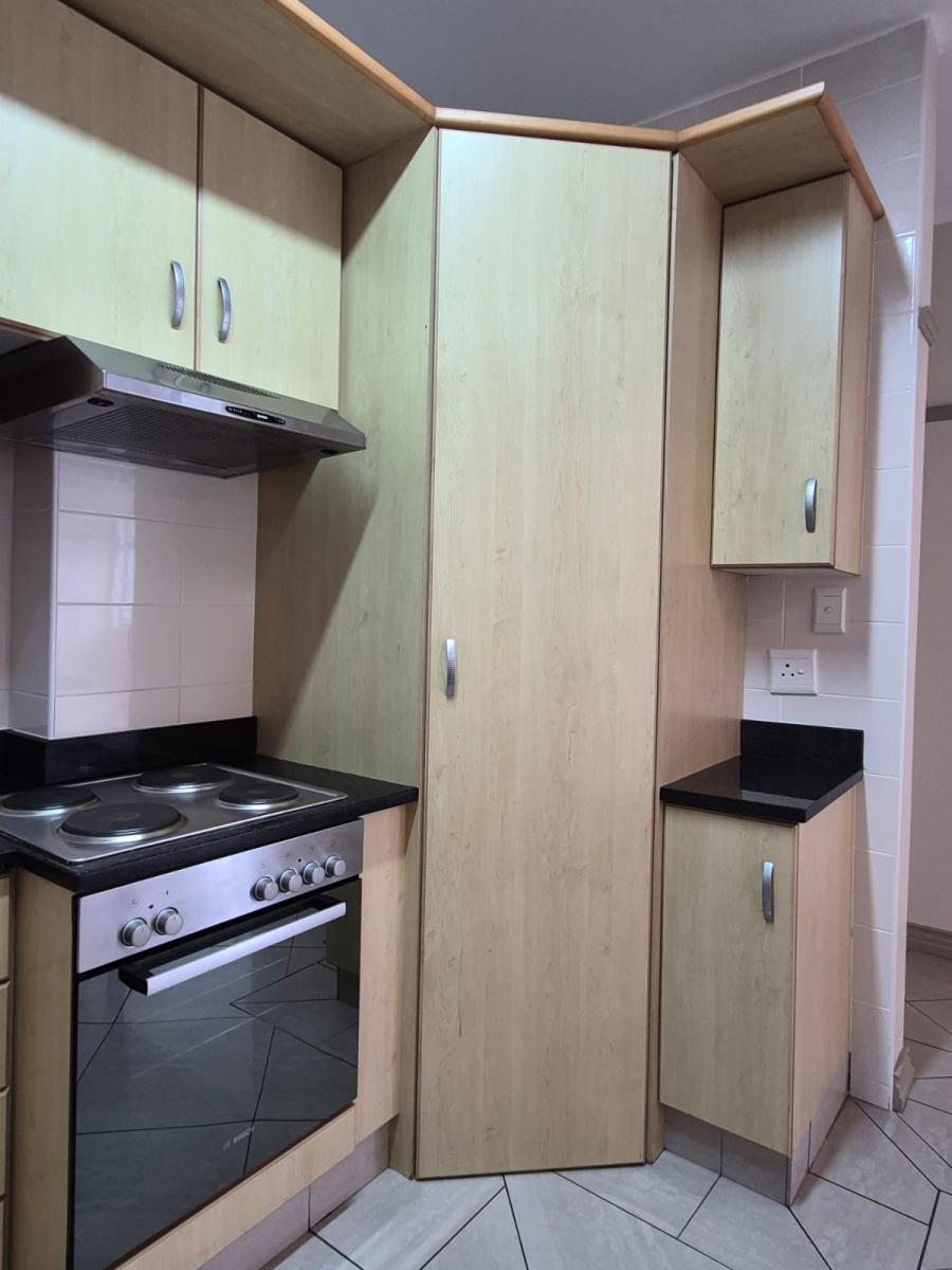 To Let 2 Bedroom Property for Rent in Summerstrand Eastern Cape